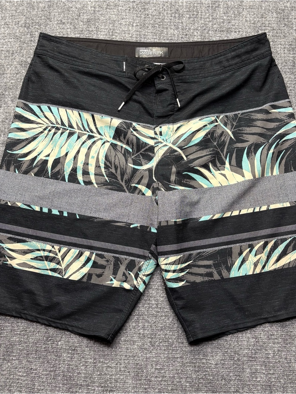 O'Neill Board Shorts Mens 38 Black Hyperfreak Tropical Floral Striped Swim Surf